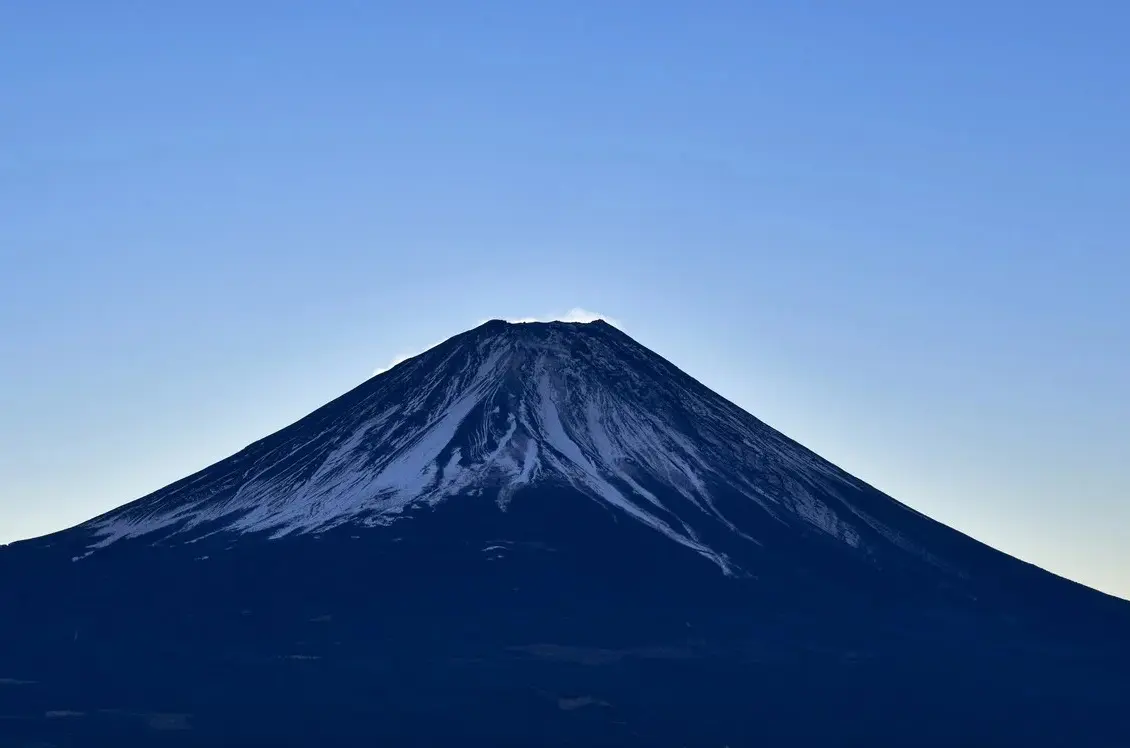 Mount Fuji Climbing Incident Sparks Outrage After Father Abandons Seven-Year-Old Son Mid-Ascent