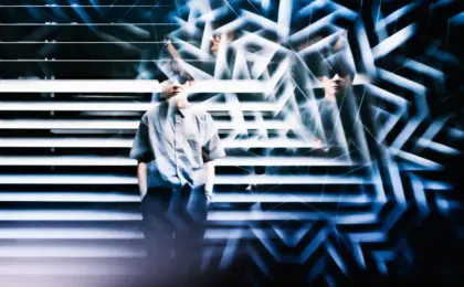 Navigating the Digital Mirror: Cornelius and the Avant-Garde Horizon of ‘Refractions’