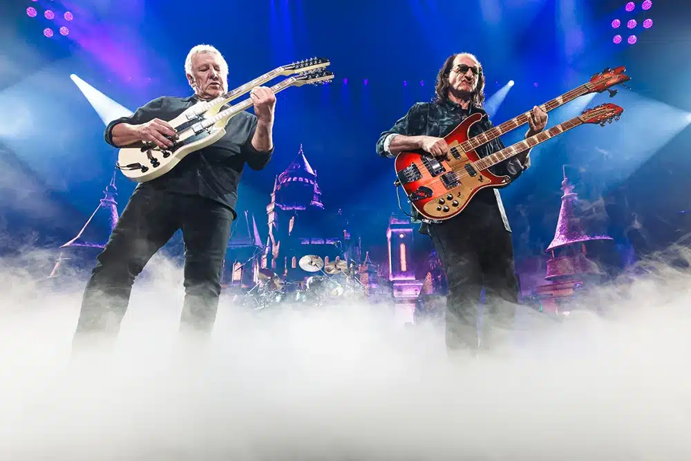 Rushing Back to the Stage: How Geddy Lee and Alex Lifeson Defied the Odds with the 2026 "Fifty Something" Tour