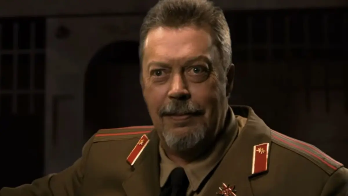 The Theatrical Titan: Remembering Tim Curry, a Master of the Unhinged and the Iconic