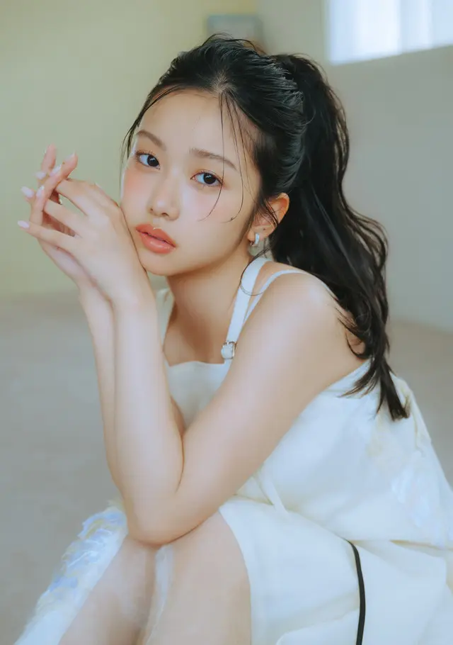 The Visual-Acoustic Crossover: How Yuka Iguchi and Weekly Young Jump Issue 39 Redefine the Voice Acting and Gravure Industries