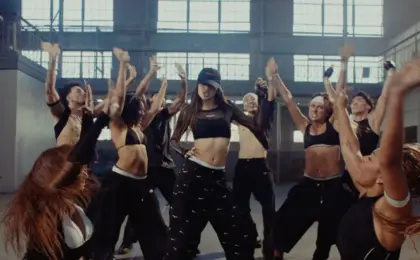 BLACKPINK’s Lisa Unleashes Fierce Choreography in Official Dance Performance Video for Global Hit Single "SaWaDiKa"