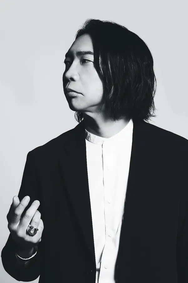 神ファンサだ！「anan」表紙の跡部様の真似をする諏訪部様、降臨！「息の根止めにくるのやめてください」」「最高です！！」「朝からニマニマ」と歓喜の声続出☆ | アニメ！アニメ！