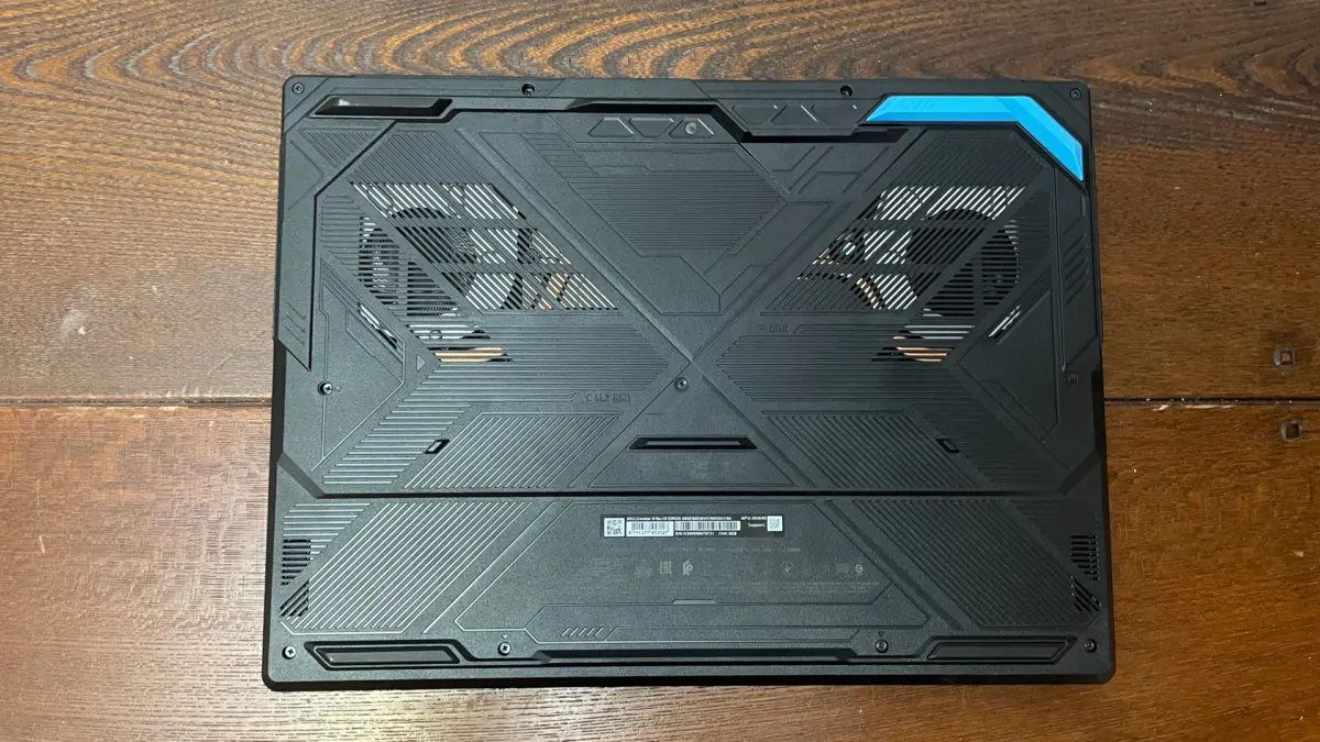 MSI Crosshair 16 Max HX E2W Review: Raw Power Meets Heavy Compromises
