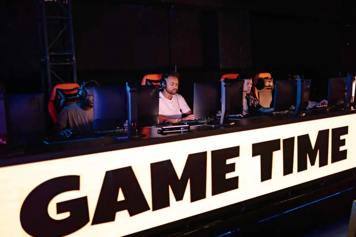 NRG Shock MOUZ with Thrilling 2-1 Upset to Kick Off StarLadder StarSeries Fall 2026