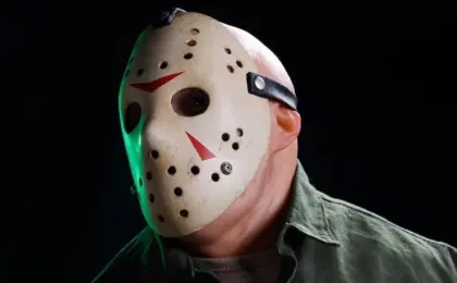 Premium Collectibles Studio Unveils Ultra-Limited 1:3 Scale Jason Voorhees "Part 3" Deluxe Statue from Friday the 13th: The Game