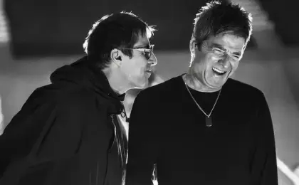 Review & Analysis: Inside the Cinematic Chaos of Don’t Look Back in Anger