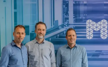Rising from the Shadow of Giants: How Dutch Startup Morphotonics is Scaling Nanoimprint Lithography for the Next Era of AR and Data Centers