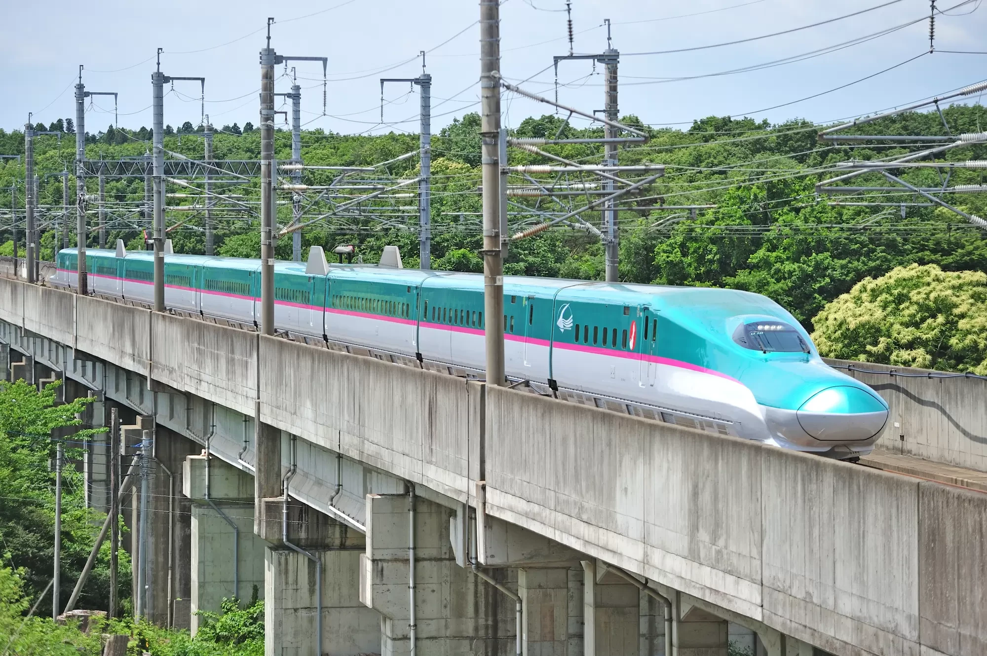 The Ultimate Rail Journey: Navigating Northern Honshu via the Tohoku Shinkansen