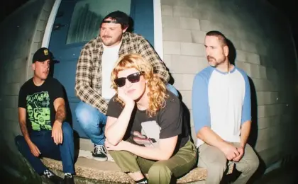 Carving Out a Lane in Isolation: How Cor de Lux Became Indie Rock’s Unlikely New Vanguard