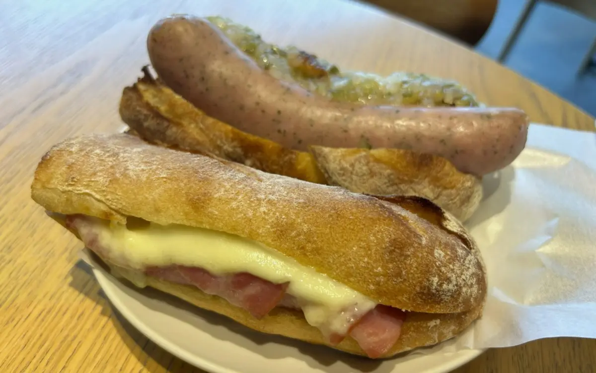 End of an Era: Starbucks Japan Bids Farewell to the Filone in Favor of High-Hydration Baguettes