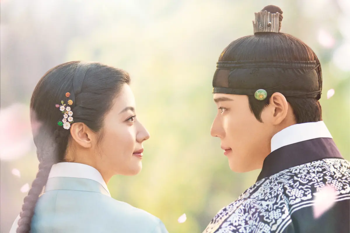 Executive Overview: LE SSERAFIM Teams Up with Viki for the "Pass It On" Campaign and Curates the Ultimate K-Drama Watchlist