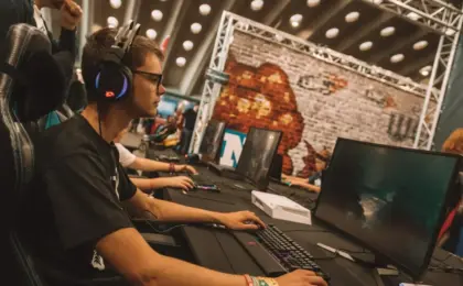 FaZe Survives a Massive Scare: Narrow 2-1 Victory Over Sangal Opens Roman Imperium Cup IX Campaign