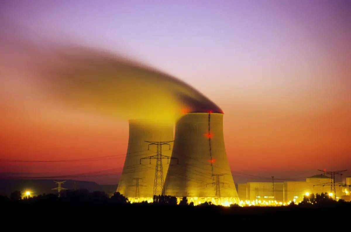 Powering the Cloud: Amazon Fuels a 960-Megawatt Nuclear Renaissance in Indiana with X-Energy