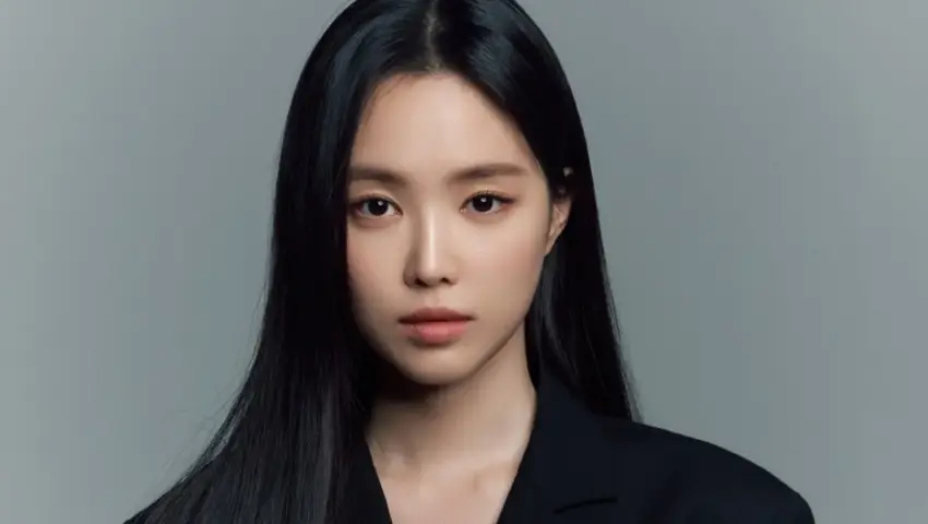Son Naeun and Family Mourn the Loss of Her Mother at Age 57: A Comprehensive Report