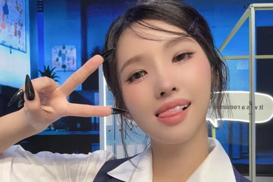 Soyeon Secures Historic First Solo Music Show Trophy on M Countdown for "I’m gonna TOESA"