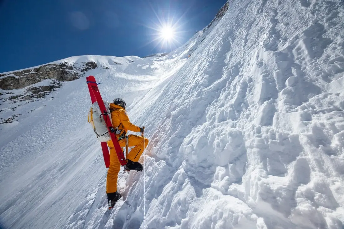 Summit and Sorrow: The Untold Story Behind Vasarhelyi and Chin’s Masterpiece Everest: The Other Side