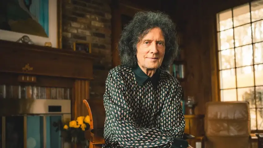The Enduring Melody of Gilbert O’Sullivan: On Life, Legacy, and On the Record