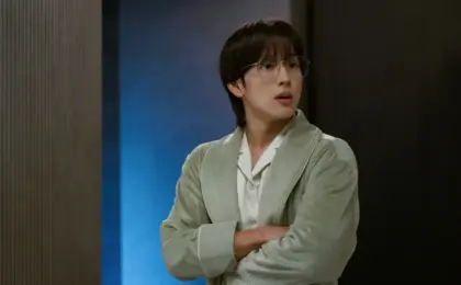 Unveiling the Dangerously Close Dynamic: Yim Si Wan and Seol In Ah Prepare for High-Stakes Romance in Upcoming Thriller ‘Love in Disguise’