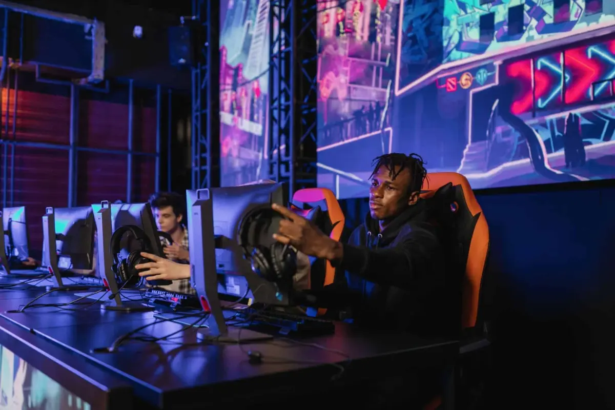 Yellow Submarine Masterclass: Dominant 2-0 Victory Over Power Rangers Secures Upper Bracket Supremacy in DreamLeague Season 30